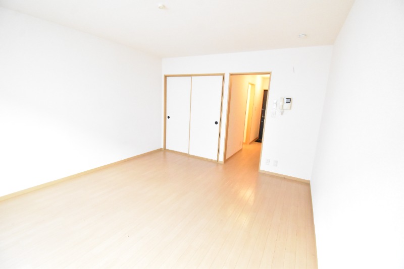 ��ʌ��������܎s������㗎���T���ڂ̃A�p�[�g�̋��ԁE���r���O