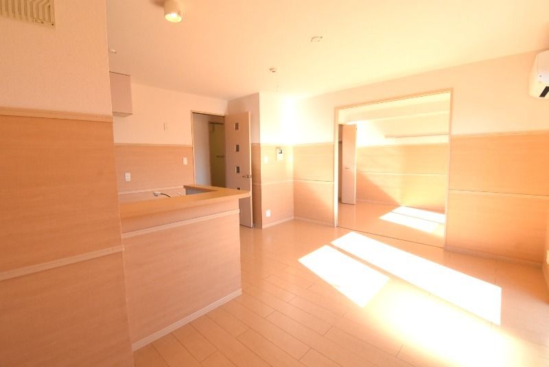 ��ʌ��������܎s����O���U���ڂ̃A�p�[�g�̋��ԁE���r���O