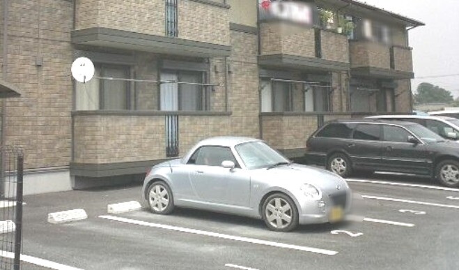 ��ʌ��������܎s����O���U���ڂ̃A�p�[�g�̒��ԏ�