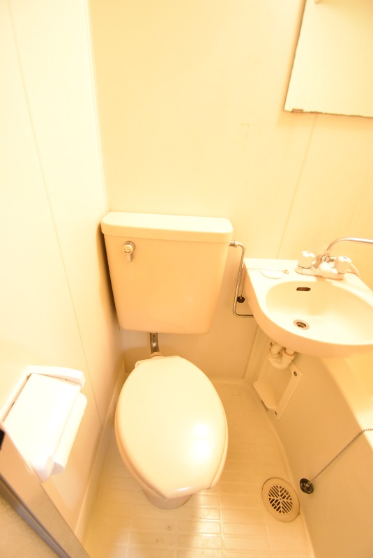 ��ʌ�����s������S���ڂ̃A�p�[�g�̃g�C��