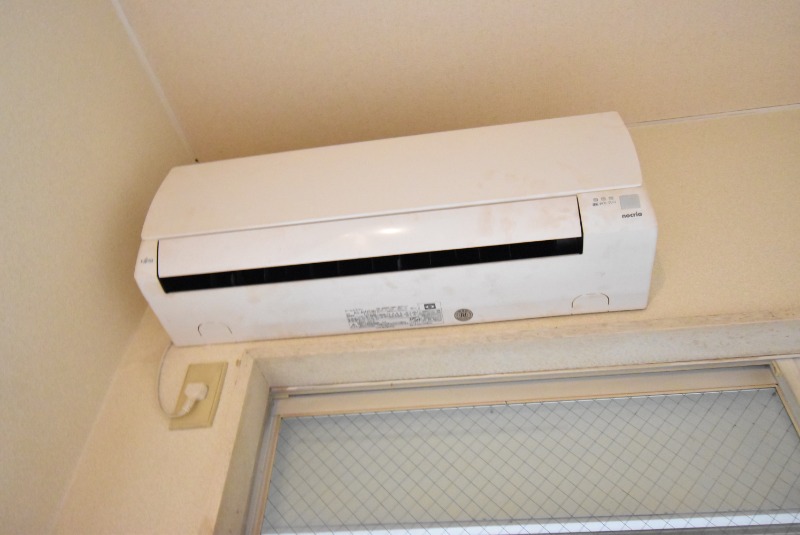 ��ʌ�����s������S���ڂ̃A�p�[�g�̂��̑��ݔ�