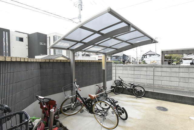 ��ʌ��������܎s�����攪���q�R���ڂ̃A�p�[�g�̂��̑�