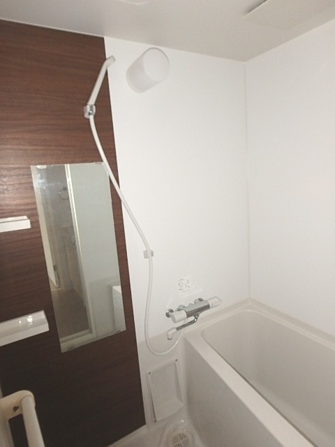 ��ʌ��������܎s�����擌��{�S���ڂ̃A�p�[�g�̃o�X