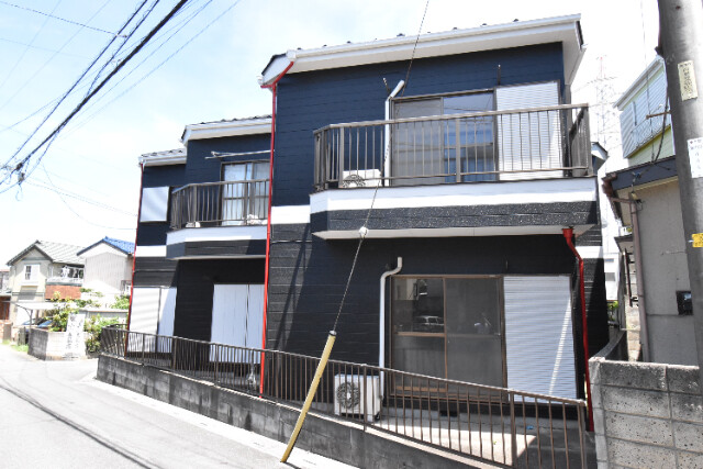 ��ʌ�����s�厚������̃A�p�[�g�̌����O��