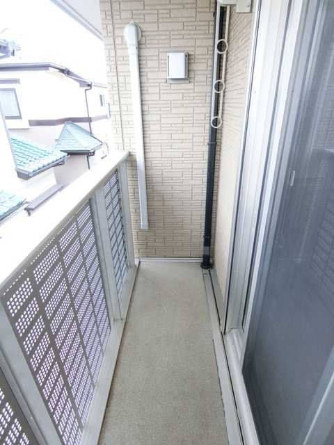 ��ʌ��������܎s��΋���S���ڂ̃A�p�[�g�̃o���R�j�[