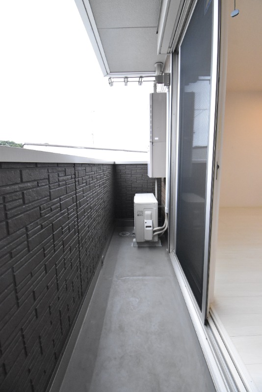 ��ʌ�����s�厚���s�k�J�̃A�p�[�g�̃o���R�j�[