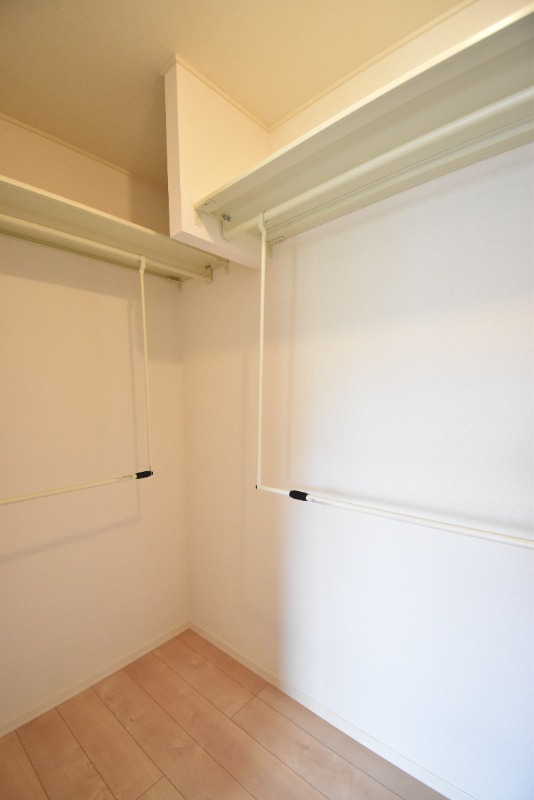 ��ʌ�����s�厚���s���т̃A�p�[�g�̎��[