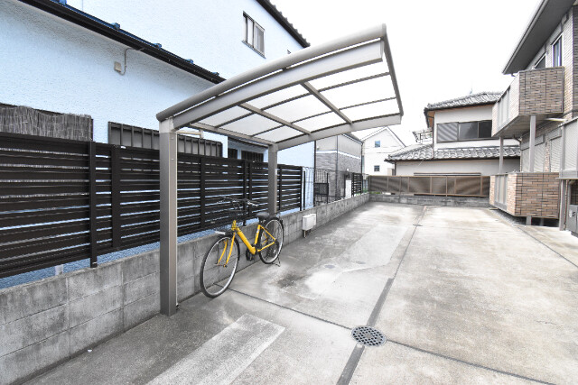 ��ʌ�����s�厚���s���т̃A�p�[�g�̂��̑�