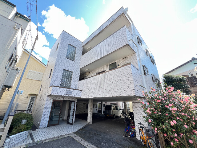 ��ʌ�����s�˒˓��P���ڂ̃}���V�����̌����O��