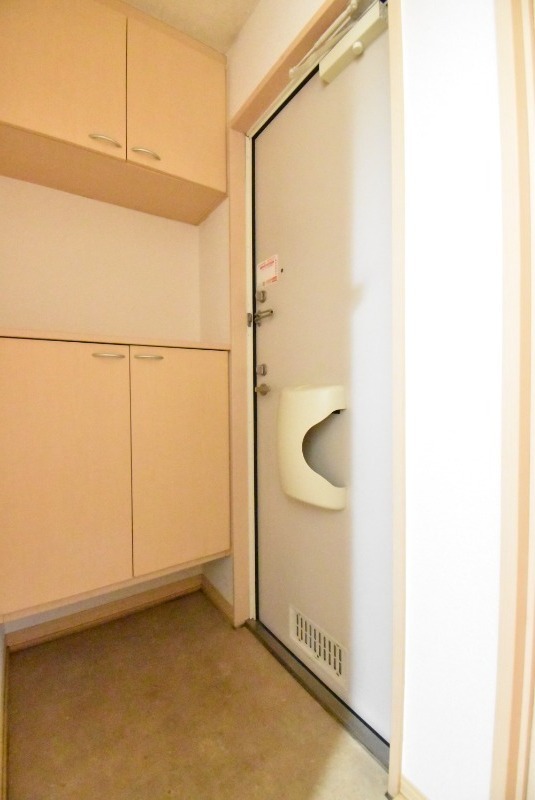 ��ʌ�����s�˒˓��Q���ڂ̃A�p�[�g�̌���