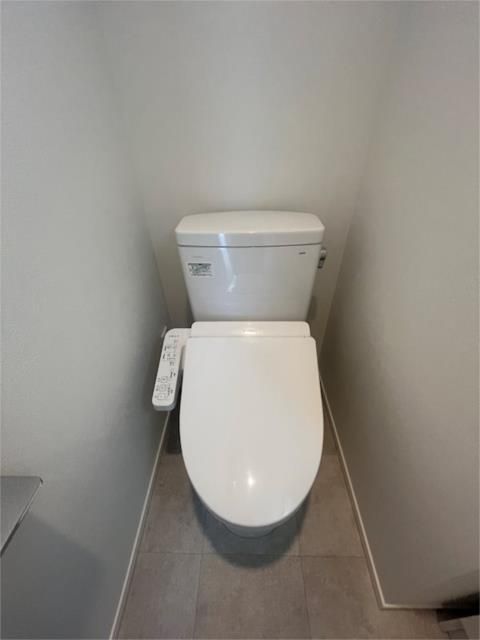 ��ʌ�����s�����Q���ڂ̃}���V�����̃g�C��