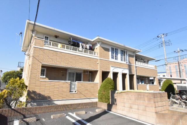 ��ʌ�����s���s�o�H�P���ڂ̃A�p�[�g�̌����O��