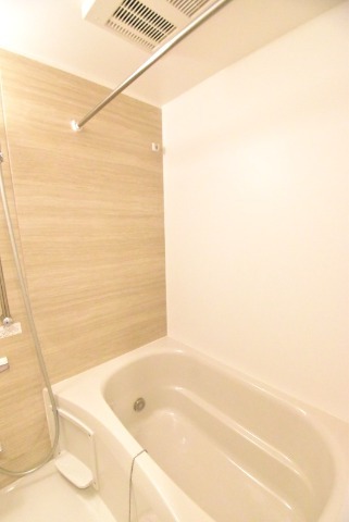 ��ʌ��������܎s�΋�厚���̃}���V�����̃o�X