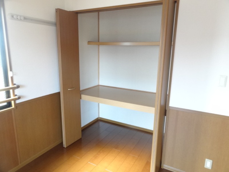 ��ʌ��������܎s��{��O���Q���ڂ̃A�p�[�g�̎��[