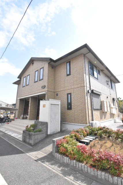 ��ʌ��������܎s������厚�@��1734-2�̃A�p�[�g�̌����O��