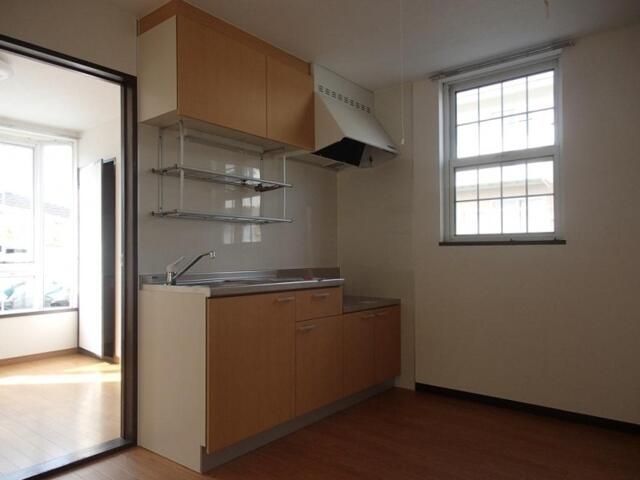 ��ʌ������s���v��̃A�p�[�g�̃L�b�`��