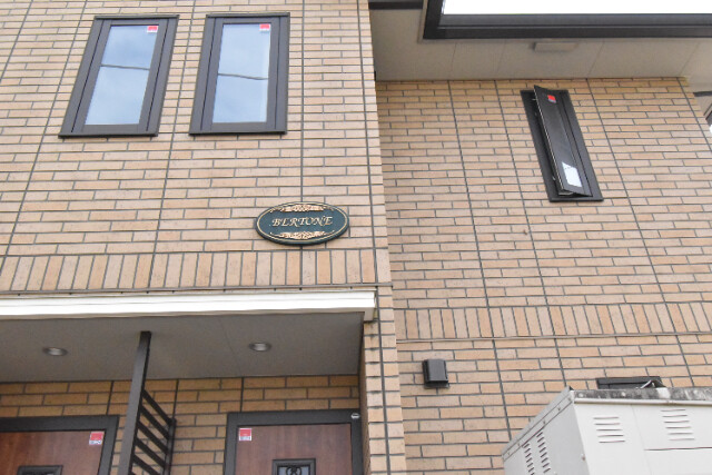 ��ʌ��������܎s������厚�@���̃A�p�[�g�̎���