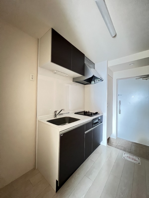 ��ʌ�����s�˒˂S���ڂ̃}���V�����̃L�b�`��