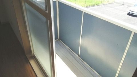 ��ʌ������s���v��̃}���V�����̃o���R�j�[