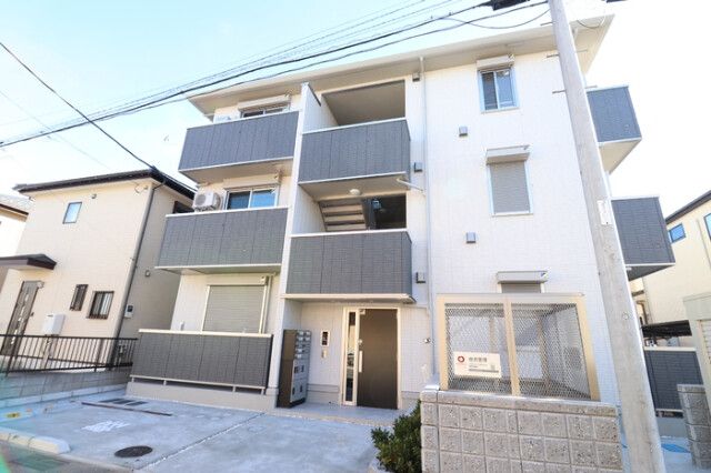 ��ʌ��z�J�s�����c��10-8-2�̃A�p�[�g�̌����O��