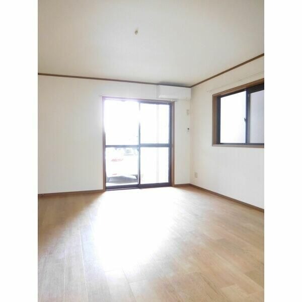 ��ʌ��������܎s����厚�w��̃A�p�[�g�̋��ԁE���r���O