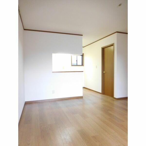 ��ʌ��������܎s����厚�w��̃A�p�[�g�̂��̑������E�X�y�[�X