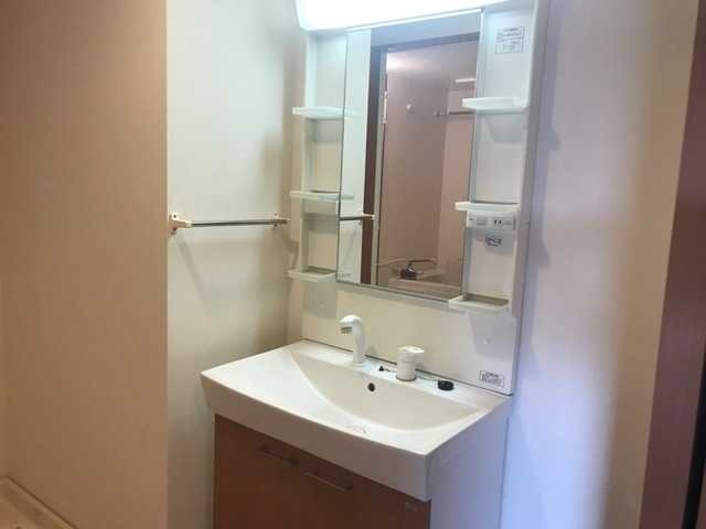 ��ʌ�����s�˒˂T���ڂ̃}���V�����̐��ʏ�