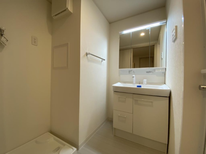 ��ʌ�����s�{���P���ڂ̃A�p�[�g�̐��ʏ�