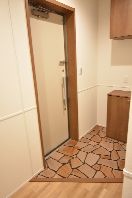 ��ʌ��������܎s����厚�󗈂̃A�p�[�g�̌���