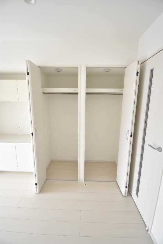 ��ʌ��������܎s�k��{�����R���ڂ̃}���V�����̎��[