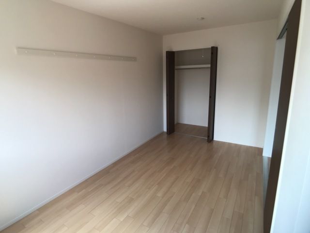 ��ʌ��������܎s�΋揼�؂R���ڂ̃A�p�[�g�̂��̑������E�X�y�[�X