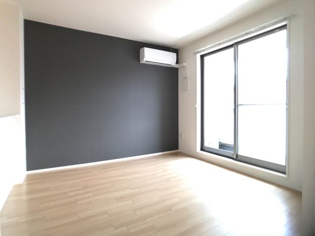 ��ʌ��������܎s�΋揼�؂R���ڂ̃A�p�[�g�̂��̑��ݔ�