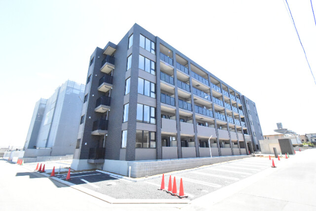 ��ʌ��������܎s�΋�厚���581-1�̃}���V�����̌����O��