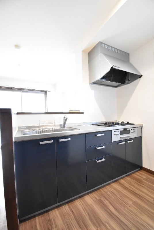 ��ʌ�����s�O�c�a�P���ڂ̃}���V�����̃L�b�`��