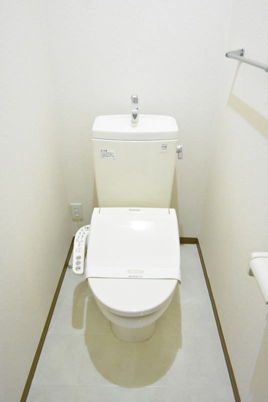 ��ʌ��������܎s�k����i���P���ڂ̃A�p�[�g�̃g�C��