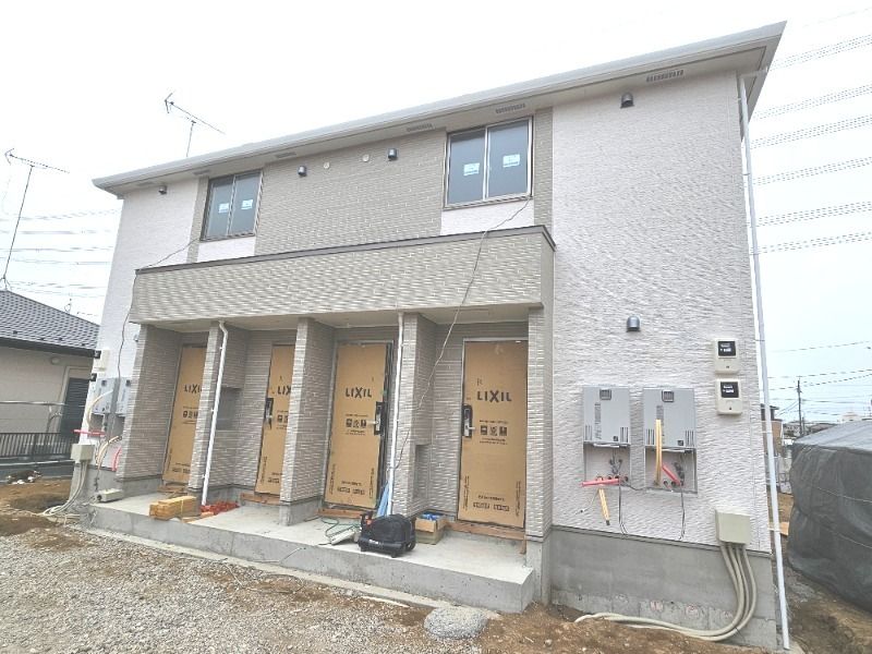 ��ʌ�����s�厚������̃A�p�[�g�̌����O��