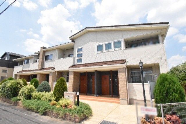 ��ʌ��������܎s�k����i���Q����1673-2�̃A�p�[�g�̌����O��