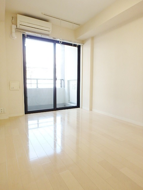 ��ʌ��������܎s��{����ؒ��Q���ڂ̃}���V�����̋��ԁE���r���O