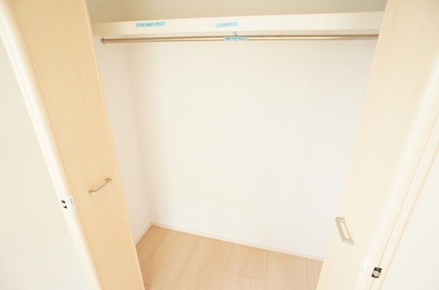 ��ʌ�����s��؂Q���ڂ̃}���V�����̎��[