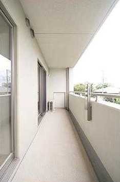 ��ʌ��������܎s��攒���Q���ڂ̃}���V�����̃o���R�j�[