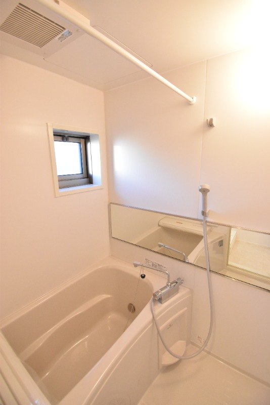 ��ʌ�����s�˒˂T���ڂ̃A�p�[�g�̃o�X