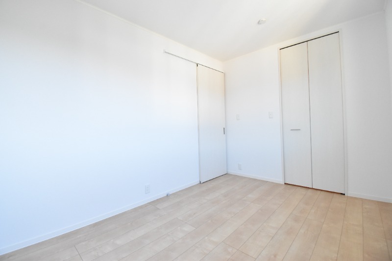 ��ʌ�����s�˒˂T���ڂ̃A�p�[�g�̂��̑������E�X�y�[�X