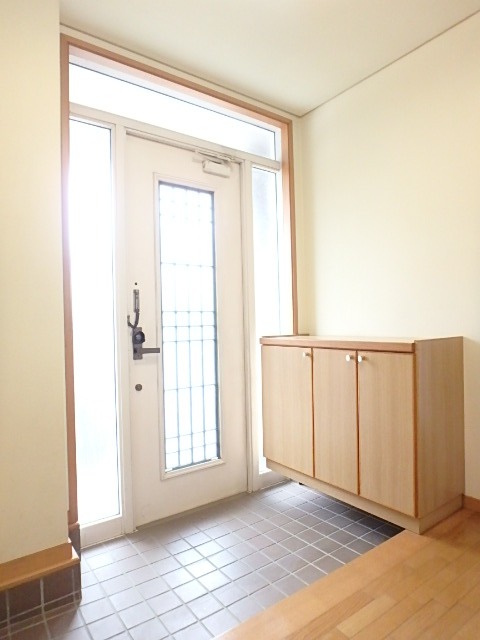 ��ʌ��������܎s��{��V�����Q���ڂ̃A�p�[�g�̌���