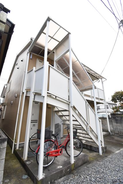 ��ʌ��������܎s�Y�a��j���J�R����17-9�̃A�p�[�g�̌����O��