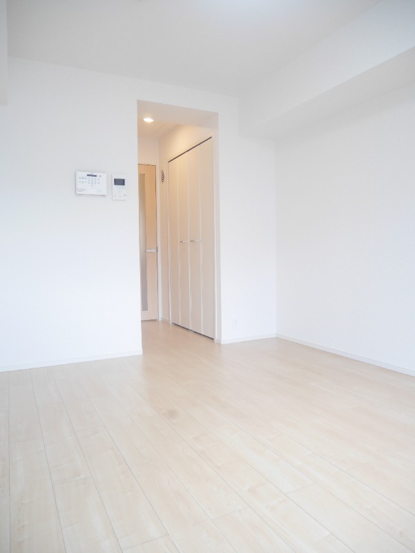 ��ʌ��������܎s�k��g�쒬�Q���ڂ̃A�p�[�g�̋����E���r���O