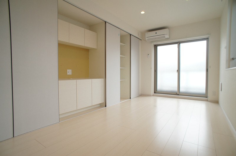 ��ʌ�����s�؂Q���ڂ̃}���V�����̂��̑������E�X�y�[�X