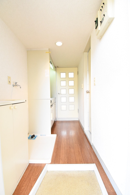 ��ʌ��������܎s�����擌��{�U���ڂ̃A�p�[�g�̌���