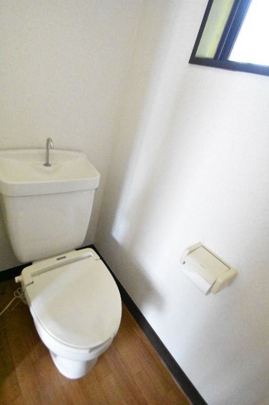 ��ʌ��@�c�s���P���ڂ̃A�p�[�g�̃g�C��