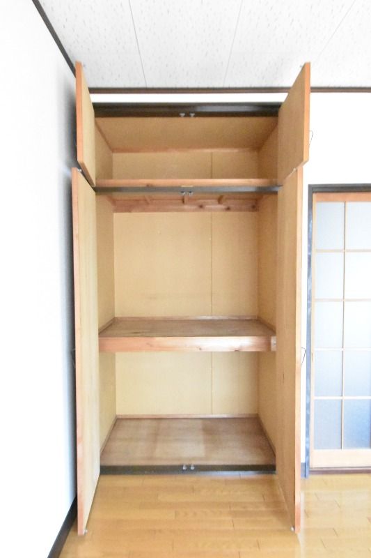 ��ʌ��@�c�s���P���ڂ̃A�p�[�g�̎��[