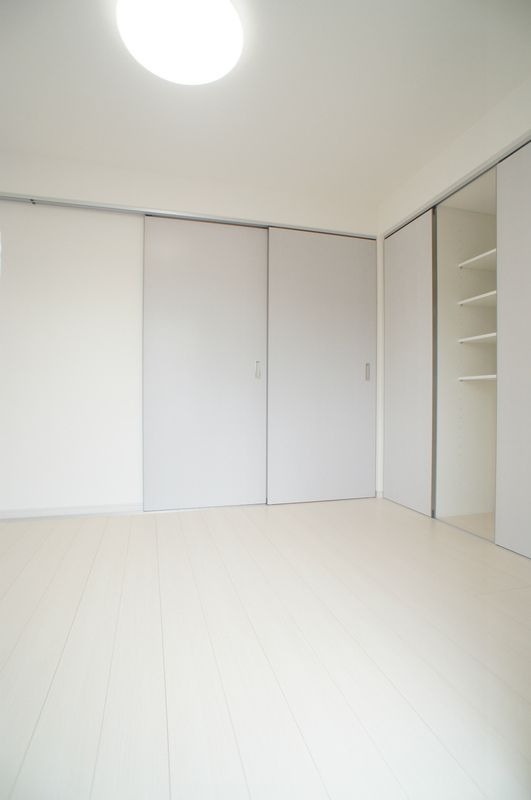 ��ʌ�����s�����P���ڂ̃}���V�����̋��ԁE���r���O